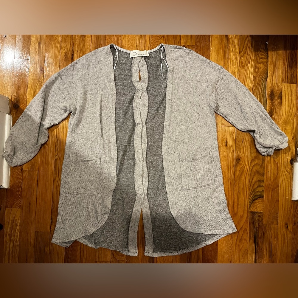VINTAGE HAVANA HEATHER GRAY SWEATER
